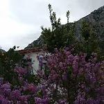 Karaburun Koeyevi Pansiyon