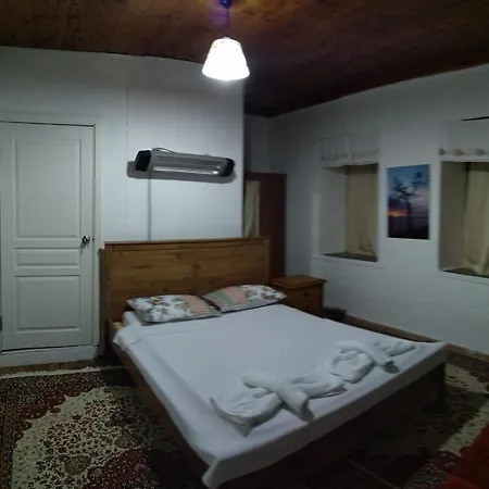 Karaburun Koeyevi Homestay