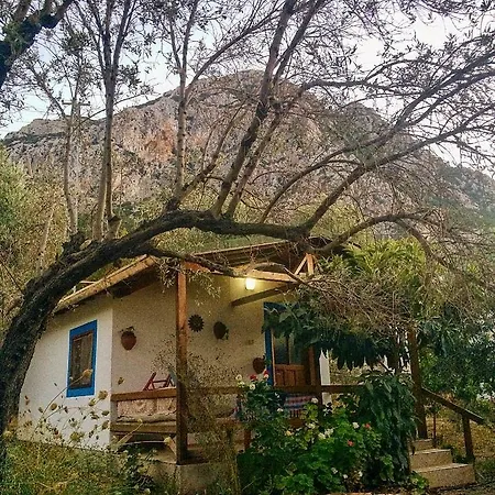 Karaburun Koeyevi *